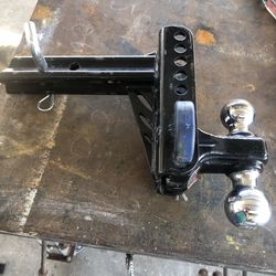 Trailer Hitch good  condition