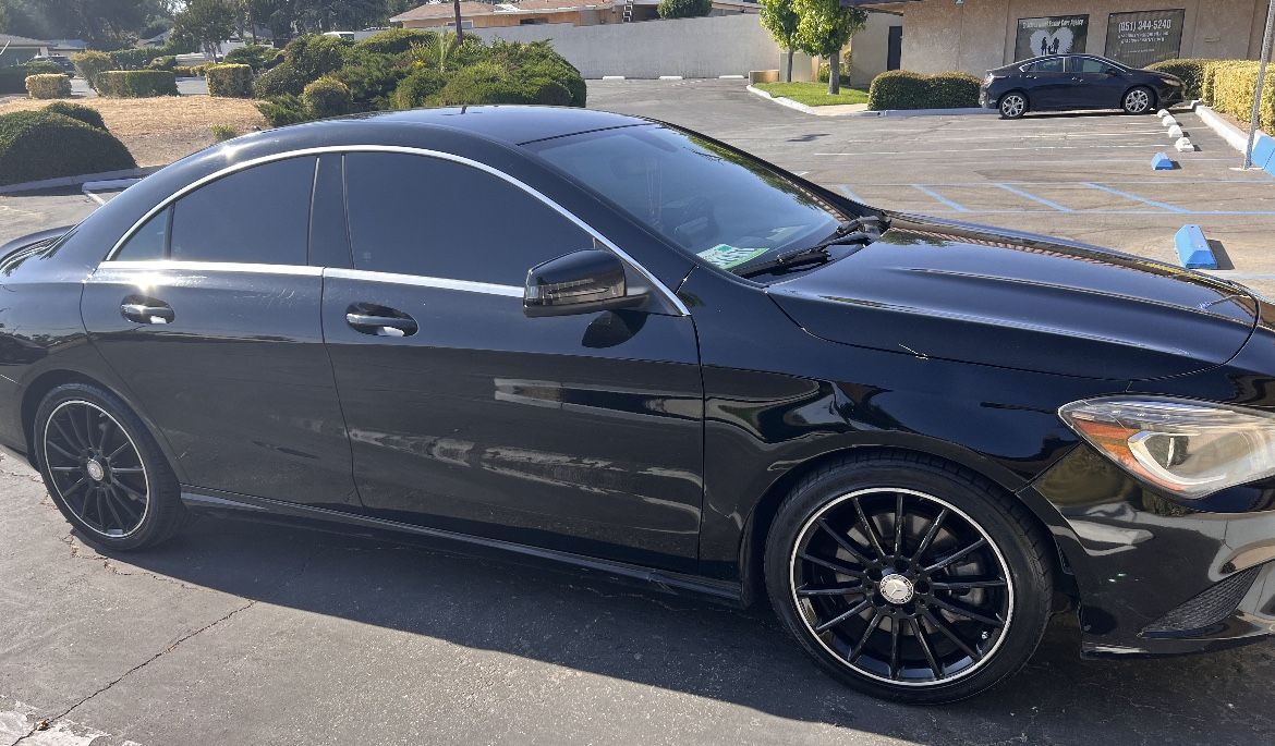 2014 Mercedes-Benz CLA