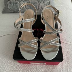 Girls Silver Short Heels -  Size 9