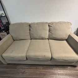 3 Seater Sofa bed. Couch. Pull Out Couch