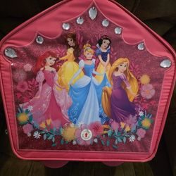 Disney Princess travel case with wheels, 