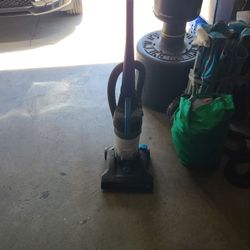 Vacuum (BISSELL)