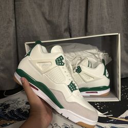 Brand New Jordan 4 SB Pine Green