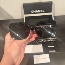 Chanel Rectangle Sunglasses – Black | Box & Case (Box Damaged)