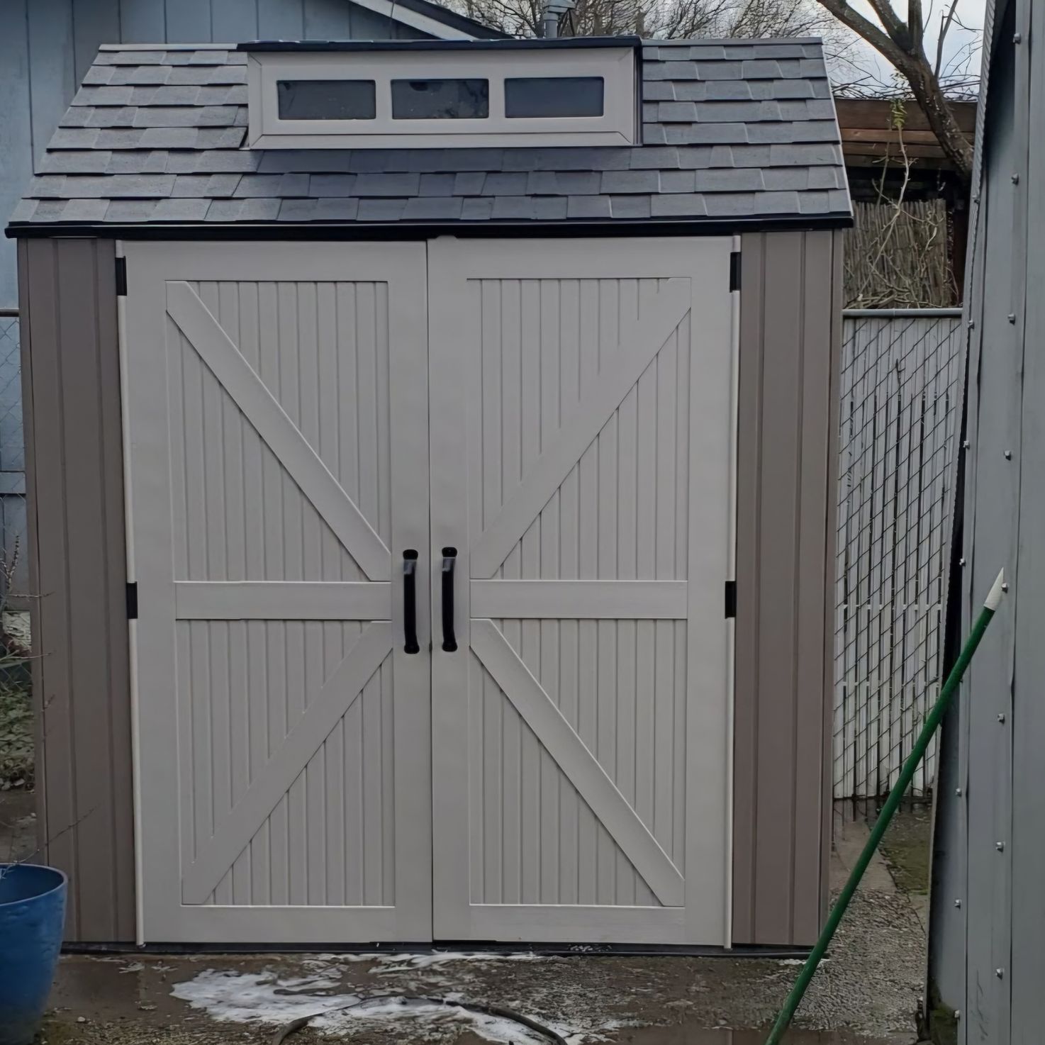 Rubbermaid 7x7 Storage Shed