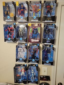 McFarlane DC Multiverse Platinum Chase and common Figure LOT (LATHROP PICKUP ONLY)