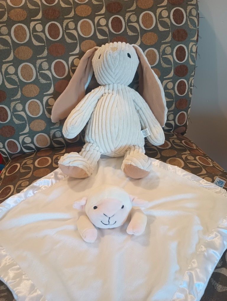 Brand New Baby Plushie And Blanket -- Only Ever Used For Staging House!