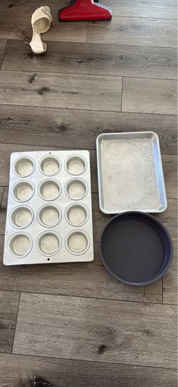 Baking pans