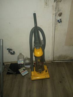 Dyson Upright Vacuum Cleaner