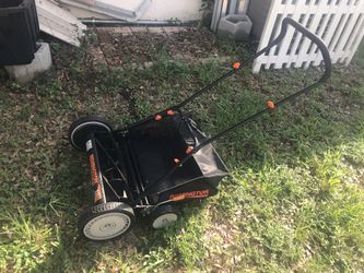 Remington 18” push mower excellent condition
