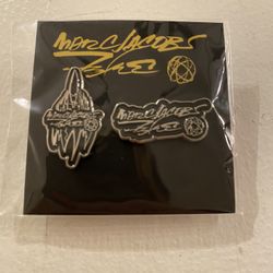 Futura 2000 Marc Jacobs Anniversary Pin Set Kaws Supreme Nike Bape 