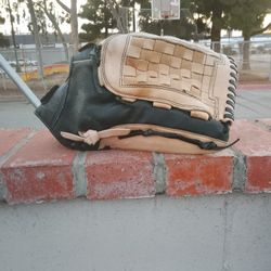 Baseball Glove 