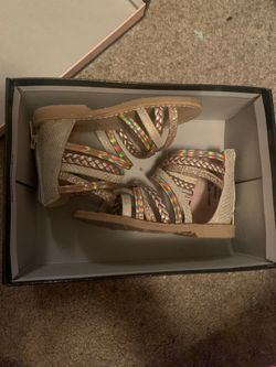 Sandals 6c