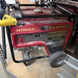 Honda EV5000 Generator (w/ wheels)