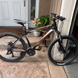 Giant 26” Mountain Bike