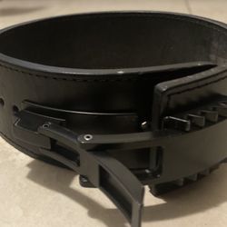 Lifting Belt (pioneer)