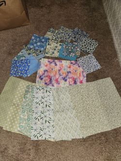 Sewing machine and 37 pieces of colorful patterned fabric