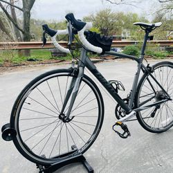 Beautiful Bicycle Giant Road Bike 