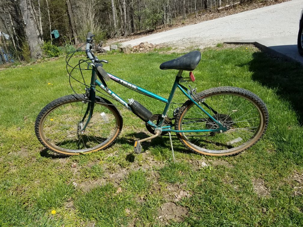 HUFFY 10 Speed