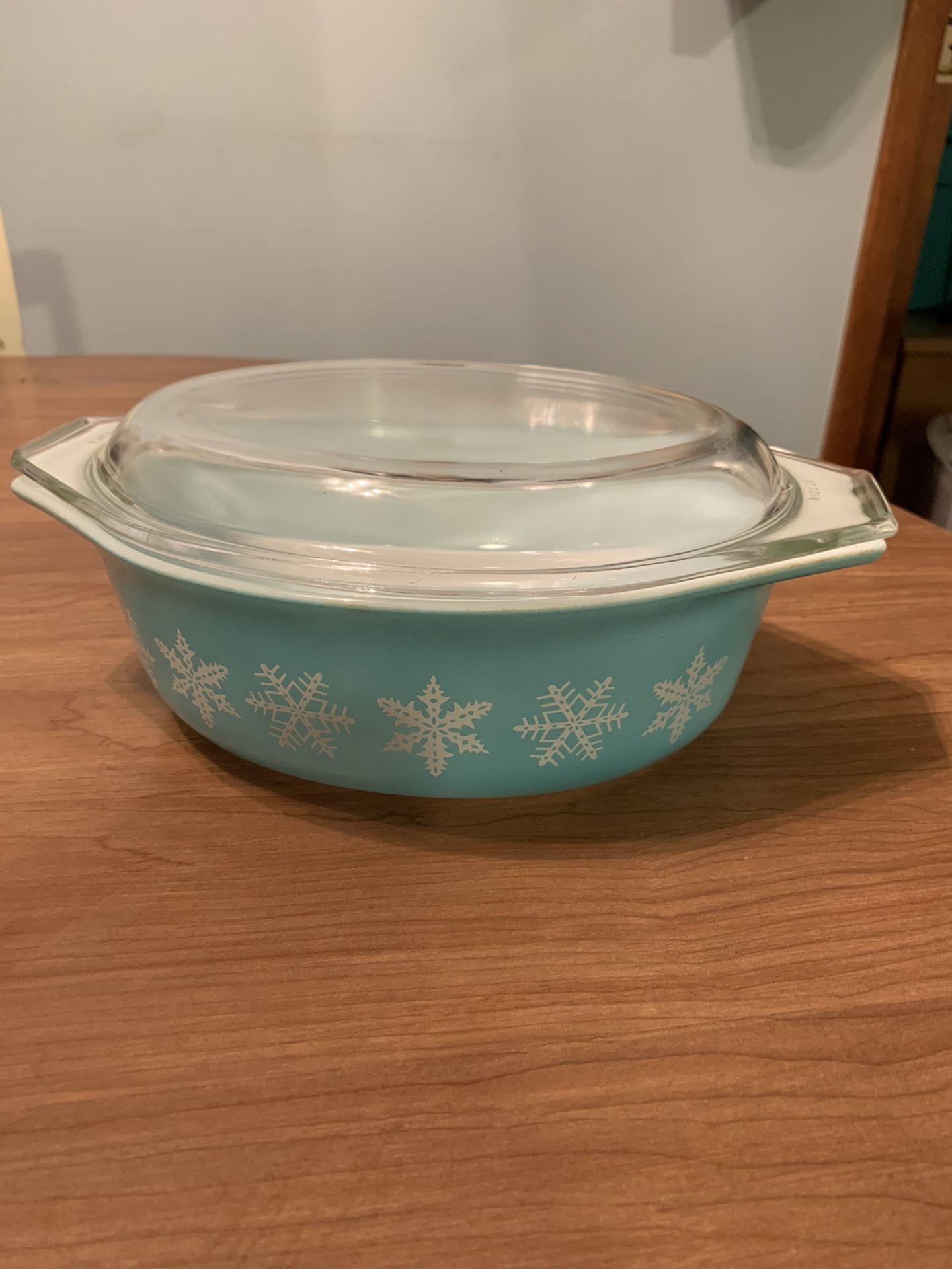 Pyrex Vintage 043 1.5 Qt Casserole