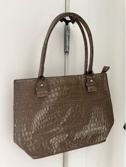 emilie m. Brown Croc Embossed Tote Zip Closure Inner Pockets Silver Hardware