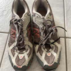 Nike New Balance 479 Unisex size 9 