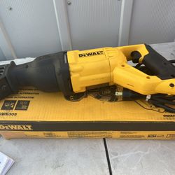 DEWALT 12 Amp Corded Reciprocating Saw