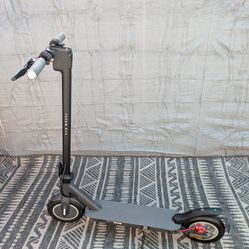 5th Wheel Electric Scooter Like New