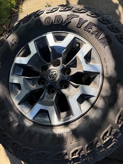 Toyota Wheel Tire 265/70R16