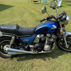 1982 Honda CB 900 Custom Motorcycle