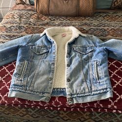 Vintage women’s Levi jacket size medium