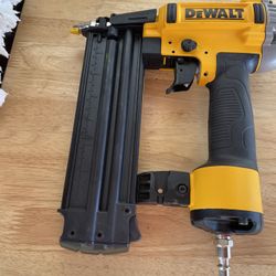 DEWALT 18-Gauge Pneumatic Corded Brad Nailer