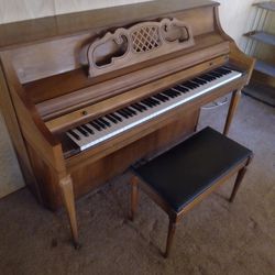 KIMBALL  CONSOLE  PIANO with BENCH *** NEEDS TUNING