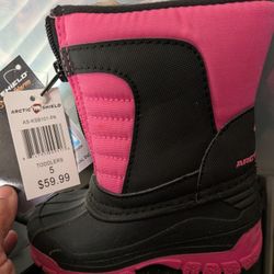 Size 5 Snow Boots Toddler Girl $20