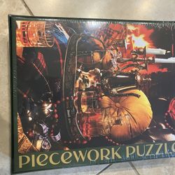 NEW Sealed Pieceworks 1000 Piece Merry And Bright Jigsaw  Puzzle 26.6 X 19.25