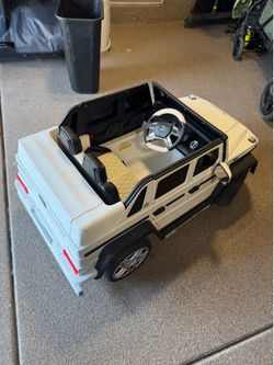 MERCEDES MAYBACH G650 12V KIDS  RIDE-ON CAR WITH PARENTAL REMOTE