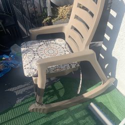 Rocking Chair With Cushion