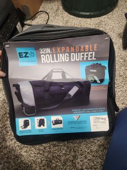 On wheels gym bag, expandable