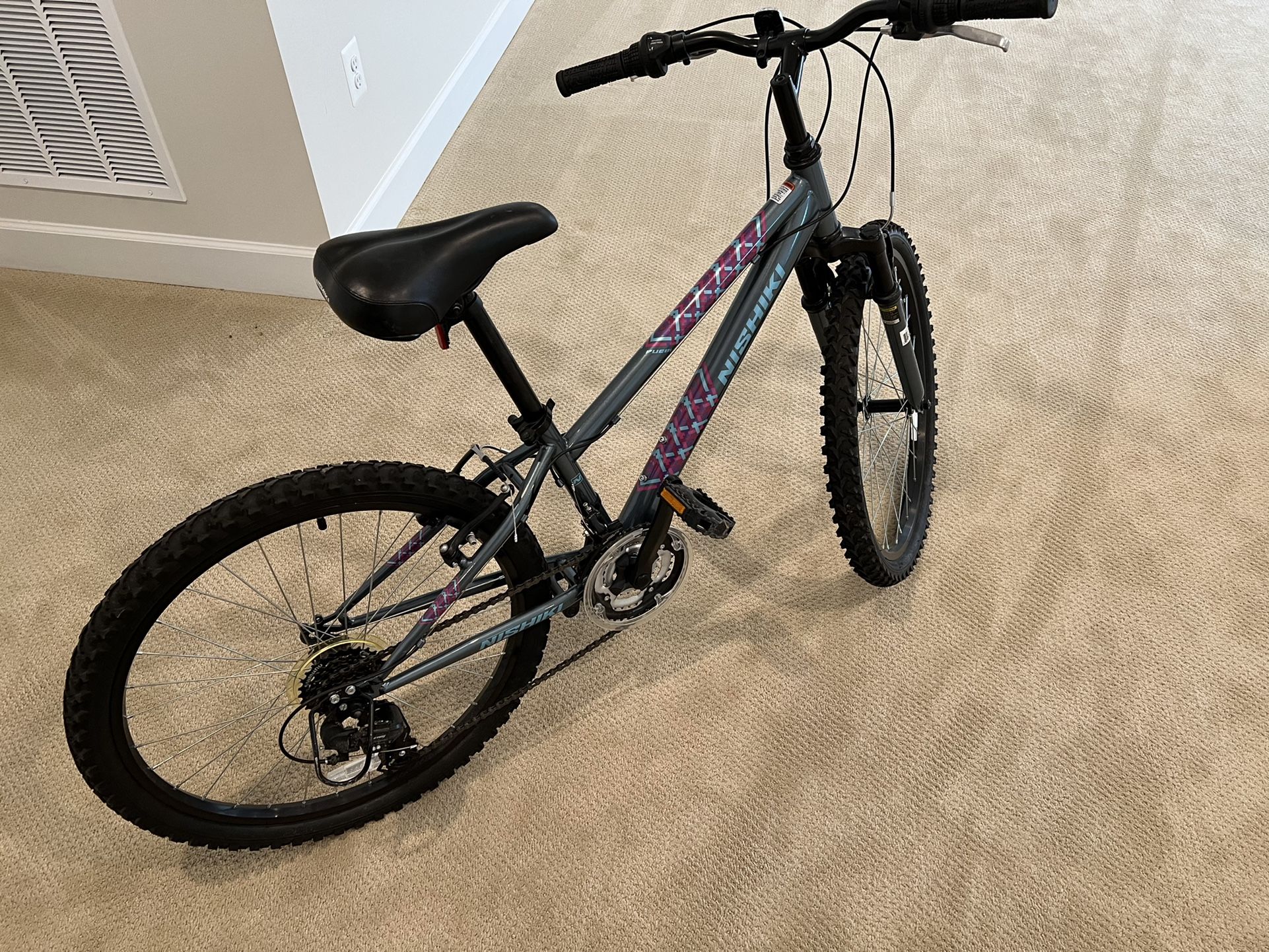 Nishiki Girl’s Pueblo 24” Mountain Bike, Hardly Used