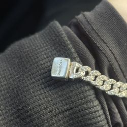 pandora bracelet