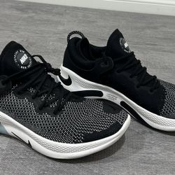 Nike Joyride Run Flyknit