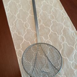 Winco SC-8R Round Wire Skimmer.