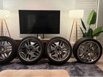 24 inch Chrome BIGG WHEELS Rims $450