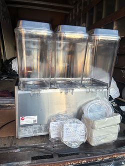 Grindmaster-Cecilware D35-3 Three (5) Gallon Bowl Stainless Crathco Beverage Dispenser new parts like new