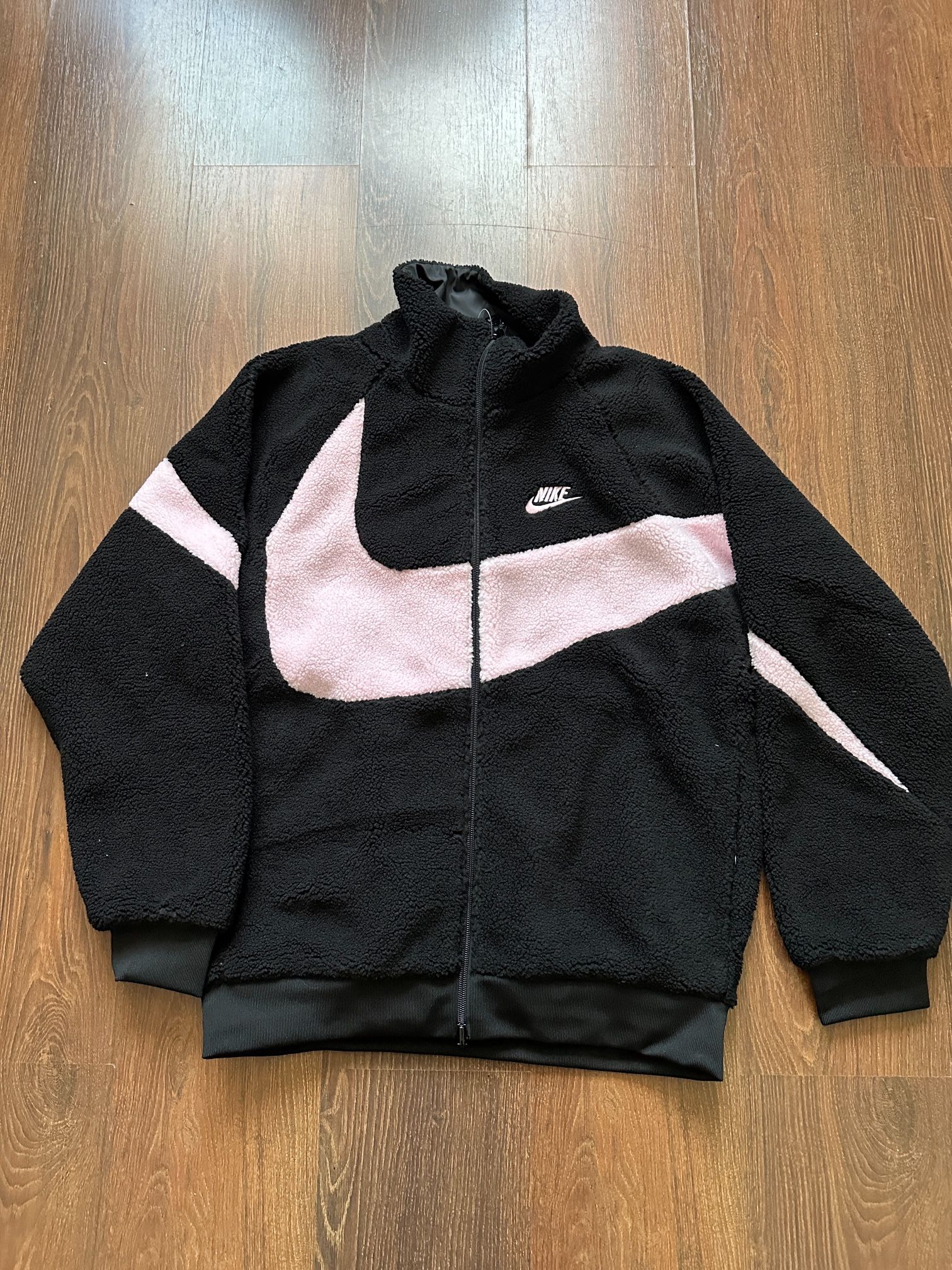 Nike Big Swoosh Reversible Boa Jacket Size Large - Black/Pink