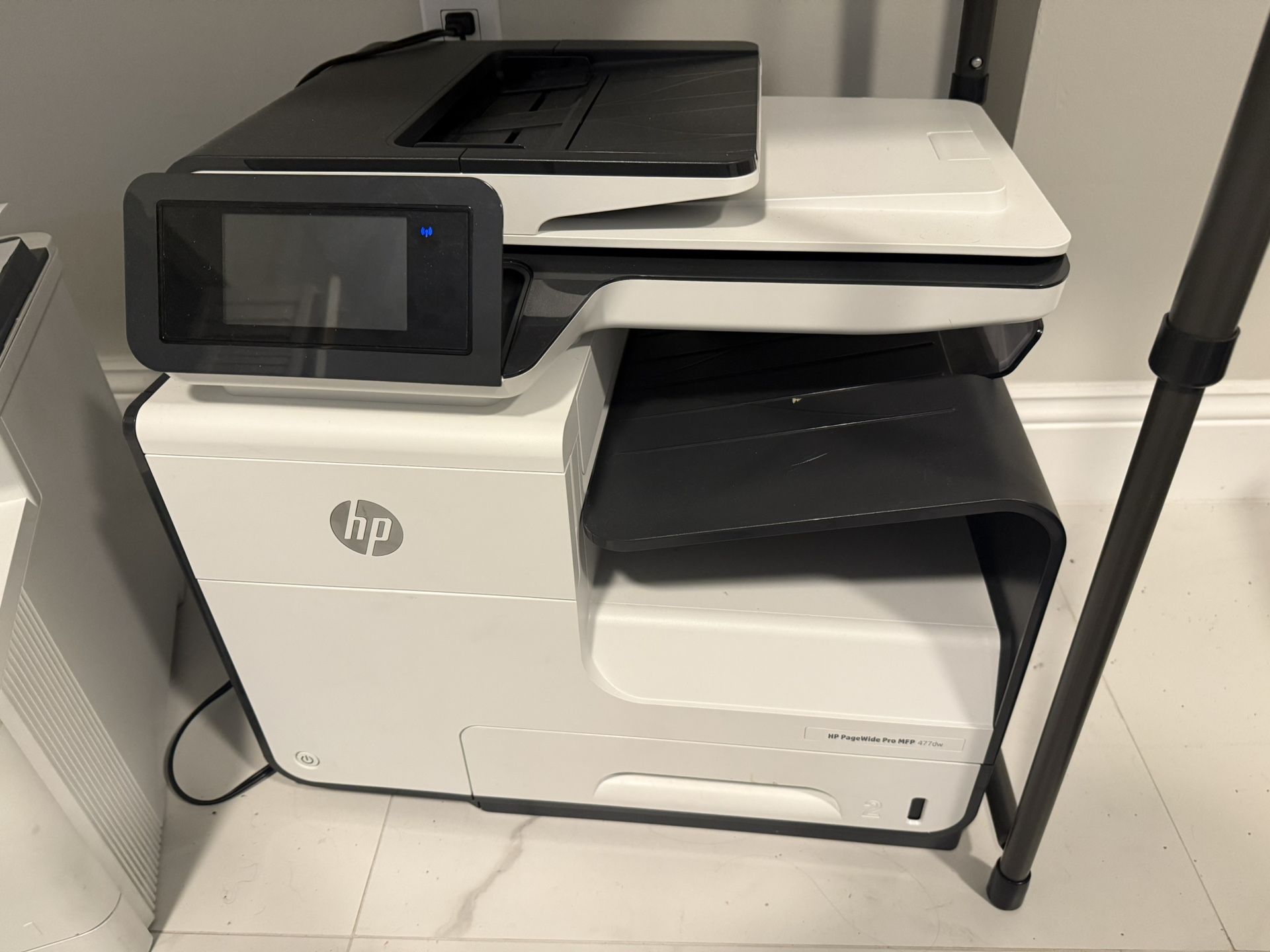 HP Laser Jet Pro M477dw