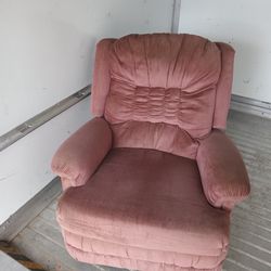 Cushion Recliner For Sale (Red)