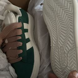 Grand Court, Alpha 00 S