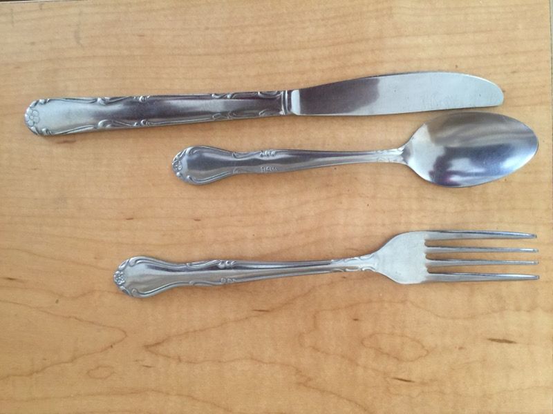 Restaurant stainless steel heavy duty silverwaree Over 1700 pcs