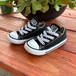 Black & White Baby Converse 